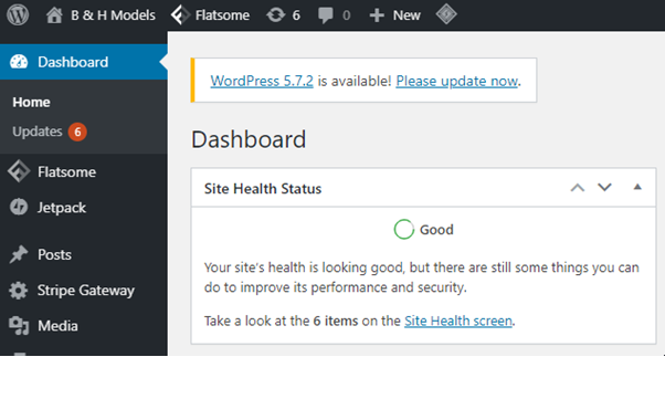 WordPress dashboard showing updates are available.